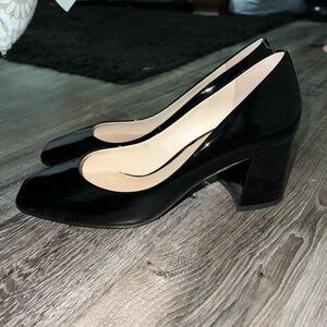 Black 7M Pierre Pump Marc Fisher LTD, worn twice.